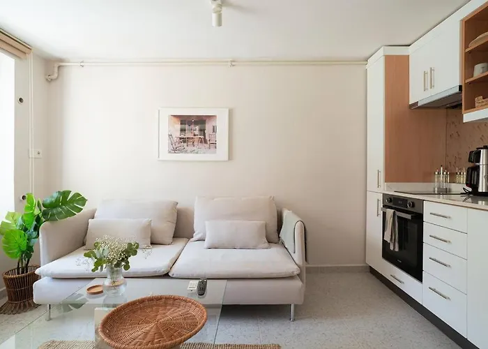 Modern And Designed 2br W Garden * Adalar